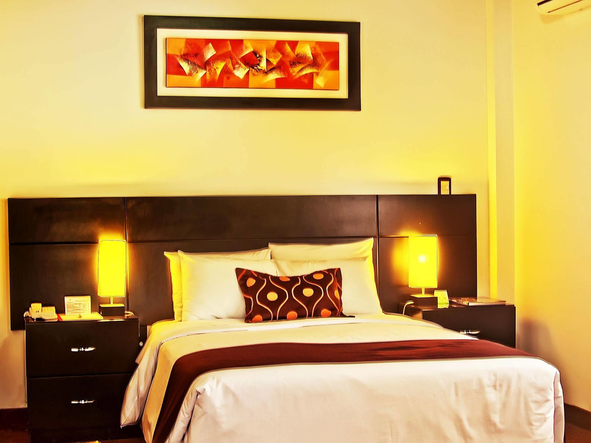 Hotel Ferre De Ville Lima Kültér fotó